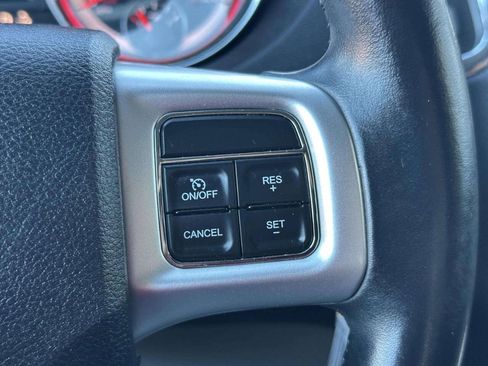 Used 2014 Dodge Grand Caravan SXT w/ Rear Park Assist Package FWD image 30