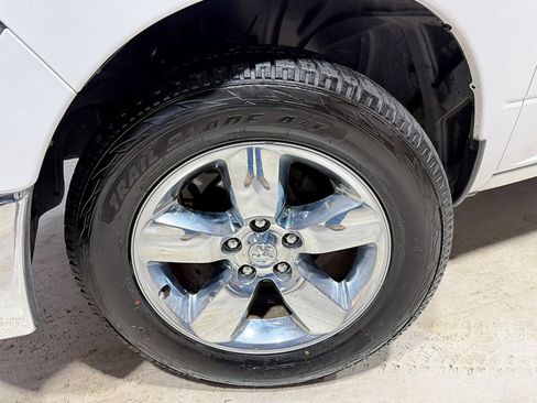 Used 2017 RAM 1500 Big Horn image 2