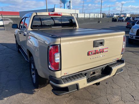 Used 2021 GMC Canyon AT4 w/ Driver Alert Package image 9
