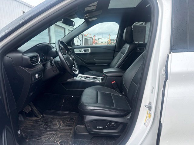 Used 2020 Ford Explorer Limited w/ Class III Trailer Tow Package AWD/4WD image 4
