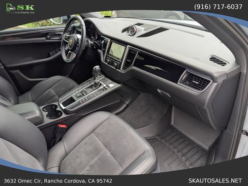 Used 2016 Porsche Macan S image 23