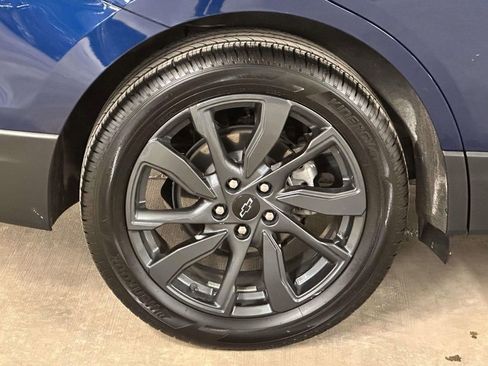 Used 2023 Chevrolet Equinox RS w/ RS Leather Package image 12