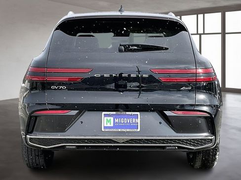 New 2026 Genesis GV70 2.5T Advanced image 4
