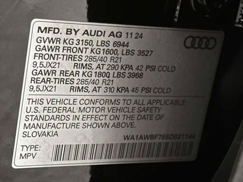 Used 2025 Audi SQ7 Premium Plus AWD/4WD image 37