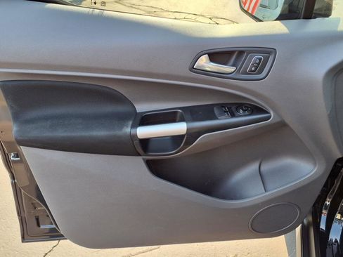 Used 2023 Ford Transit Connect XLT w/ Trailer Tow Package image 12