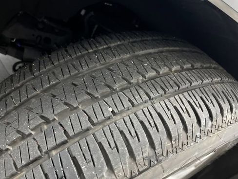 Used 2024 Jeep Wagoneer Series III w/ Convenience Group I image 42