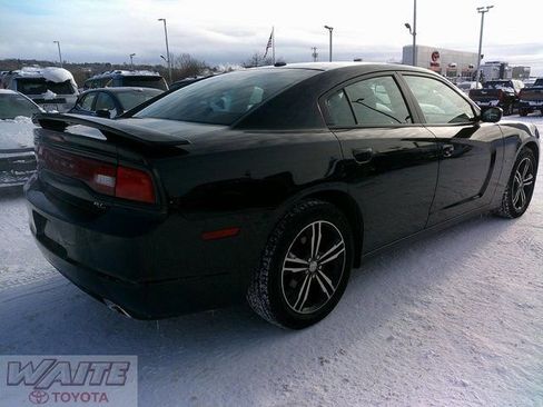 Used 2014 Dodge Charger R/T image 2