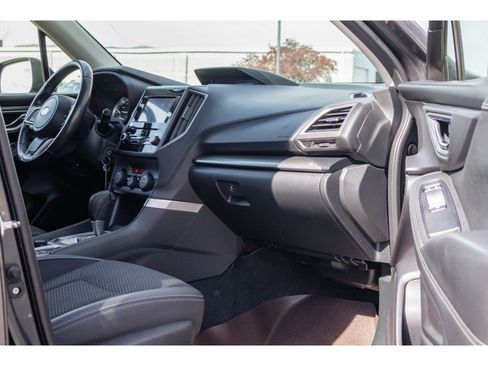 Used 2019 Subaru Forester Premium w/ All-Weather Package AWD/4WD image 10