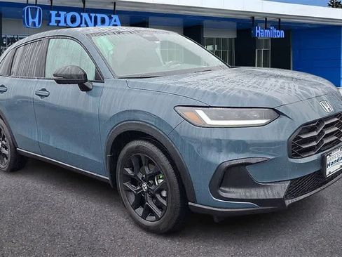 Certified 2024 Honda HR-V Sport image 2