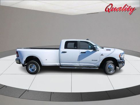 Used 2024 RAM 3500 Big Horn image 2