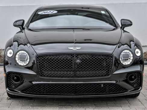 Used 2024 Bentley Continental GT AWD/4WD image 2