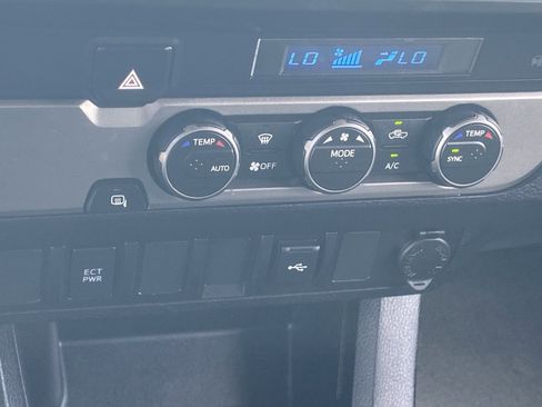 Used 2021 Toyota Tacoma SR image 29