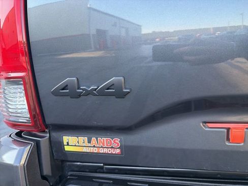 Used 2022 Toyota Tacoma SR image 12