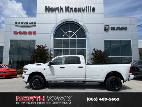 New 2026 RAM 3500 Big Horn AWD/4WD image 2