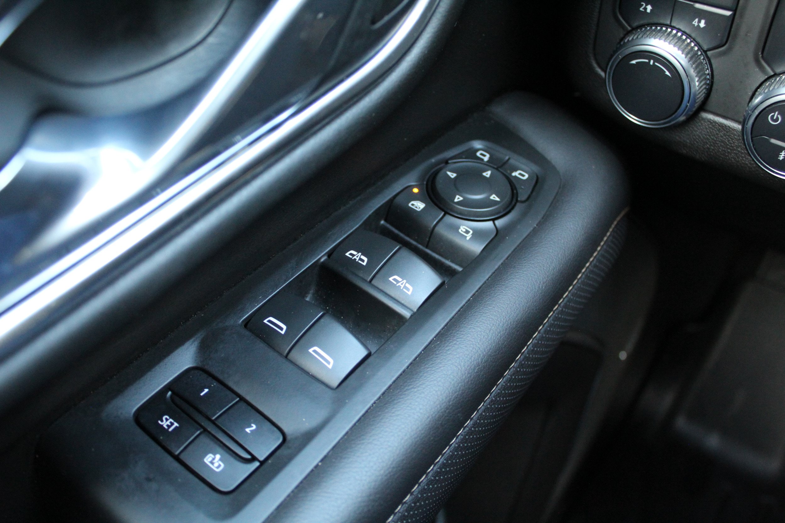 Used 2021 GMC Yukon AT4 w/ Rear Media and Nav Package AWD/4WD image 29
