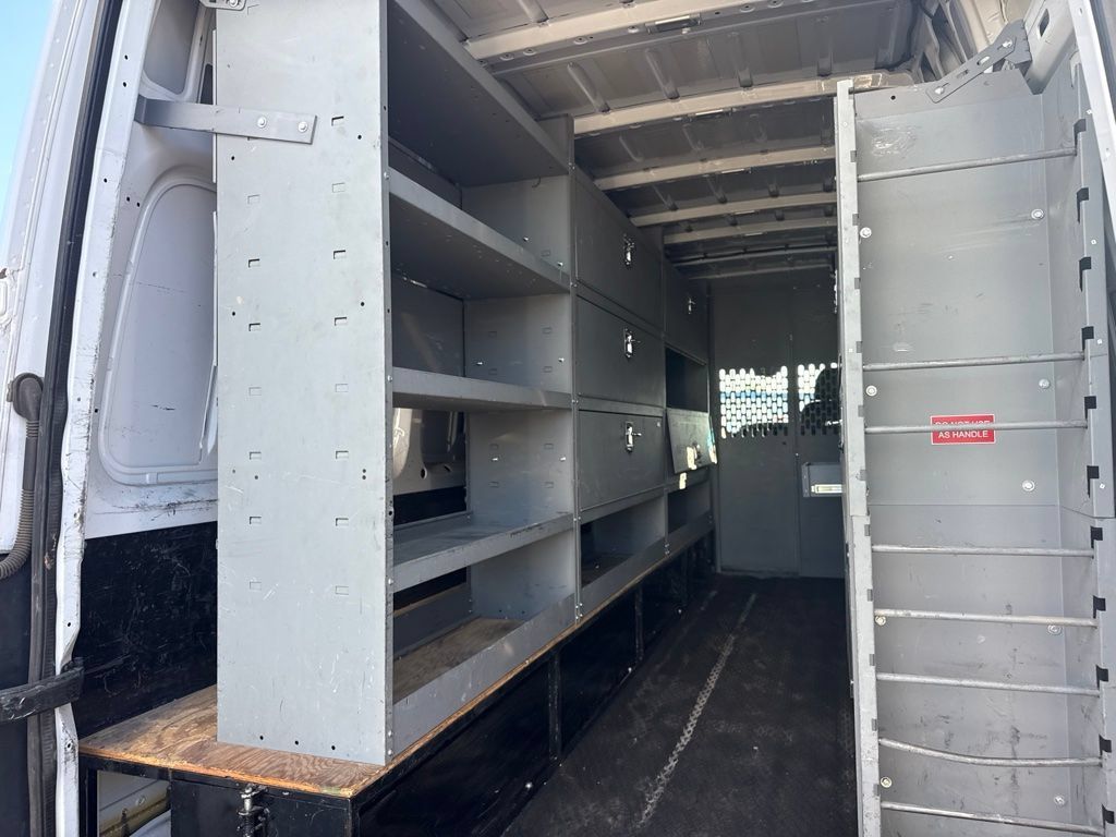 Used 2016 Mercedes-Benz Sprinter 2500 image 6