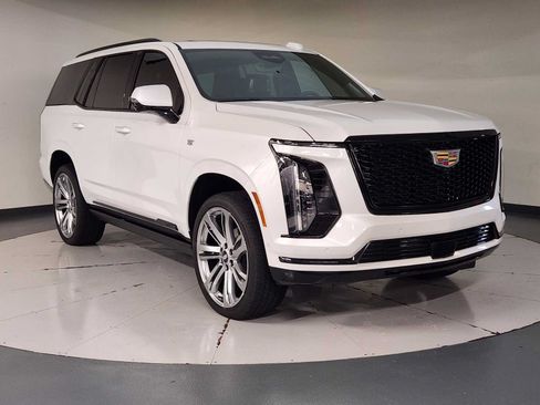 Used 2025 Cadillac Escalade Sport Platinum w/ LPO, Floor Liner Package AWD/4WD image 7