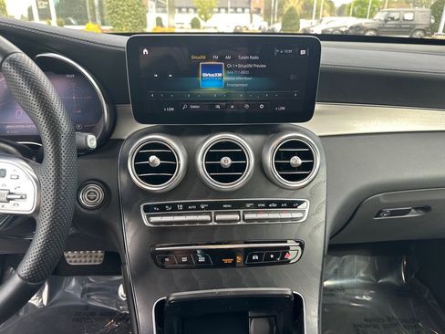 Certified 2022 Mercedes-Benz GLC 43 AMG 4MATIC image 30