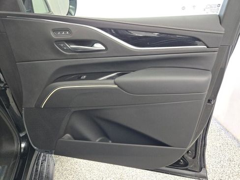 Used 2023 Cadillac Escalade Sport image 6