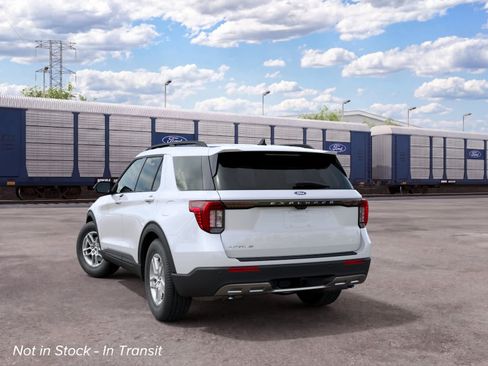 New 2027 Ford Explorer Active RWD image 8