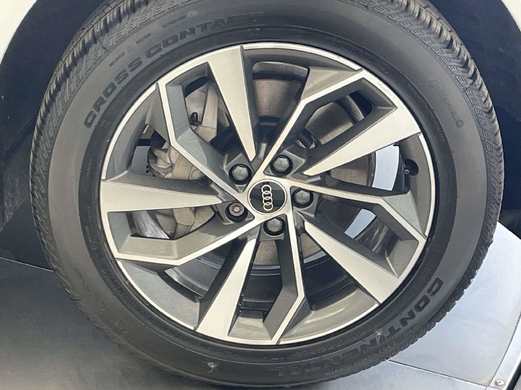 Certified 2023 Audi Q5 2.0T Premium w/ Convenience Package AWD/4WD image 14