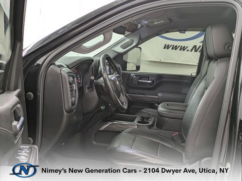 Used 2020 Chevrolet Silverado 2500 LTZ w/ LTZ Convenience Package AWD/4WD image 5