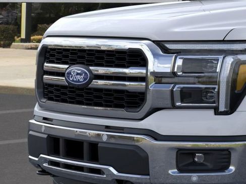 New 2025 Ford F150 Lariat w/ Equipment Group 502A High image 18