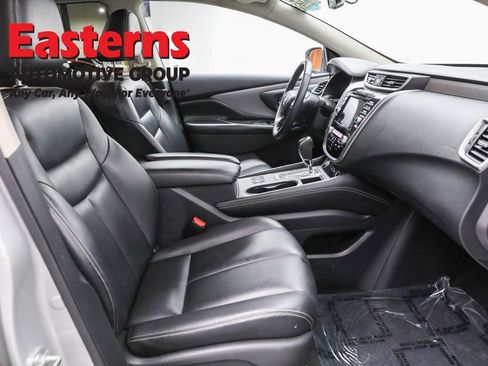 Used 2023 Nissan Murano SV image 25