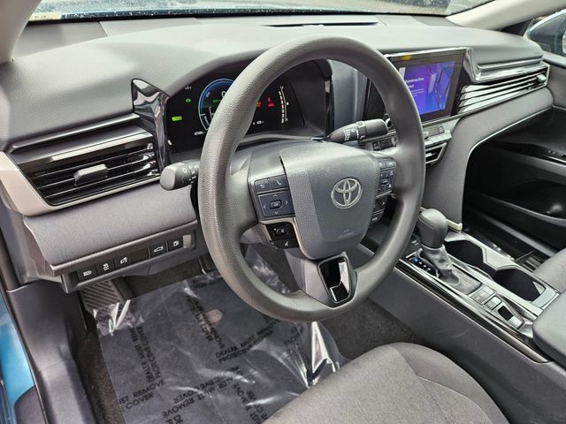 Used 2025 Toyota Camry LE FWD image 23