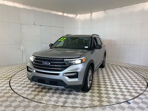 Used 2022 Ford Explorer XLT w/ Equipment Group 202A AWD/4WD image 20