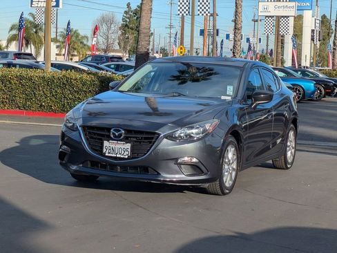 Used 2016 MAZDA MAZDA3 i Sport w/ Preferred Equipment Package image 3