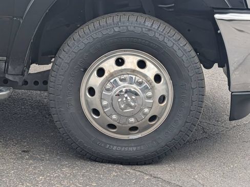 Used 2022 RAM 3500 Laramie AWD/4WD image 12