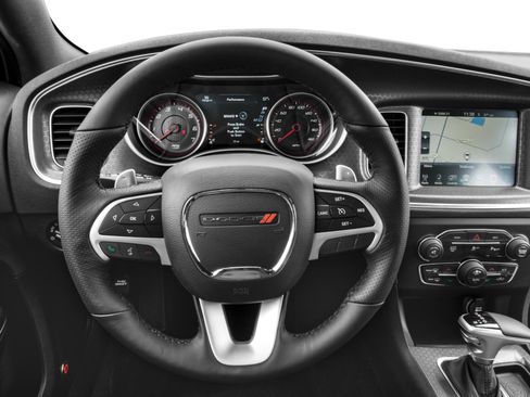Used 2016 Dodge Charger R/T Scat Pack w/ Beats Audio Group RWD image 4