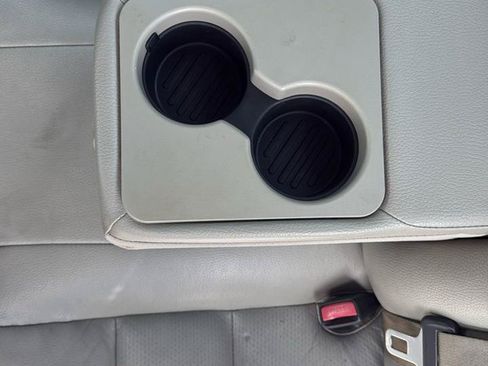 Used 2008 Ford Fusion SEL FWD image 24