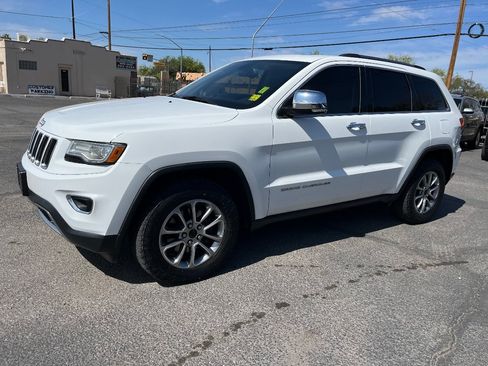Used 2014 Jeep Grand Cherokee Limited w/ Luxury Group II RWD image 10