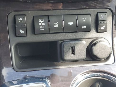 Used 2016 Buick Enclave Premium w/ Experience Buick Package image 33