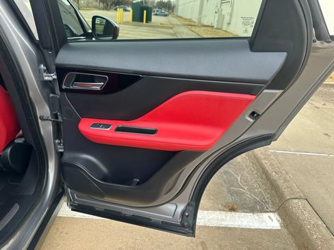 Used 2020 Jaguar F-PACE S AWD/4WD image 19