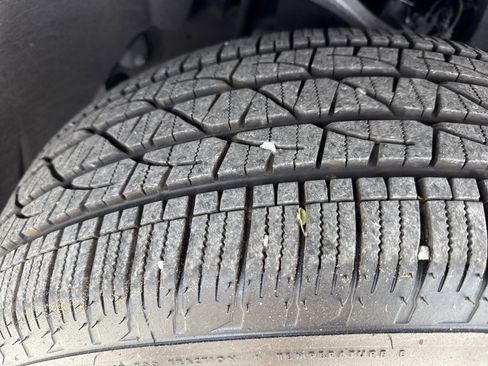 Used 2022 Chevrolet Silverado 1500 Custom AWD/4WD image 32