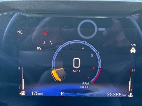 Used 2024 Chevrolet TrailBlazer LT w/ Driver Confidence Package image 19