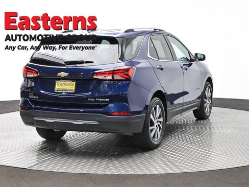 Used 2022 Chevrolet Equinox Premier AWD/4WD image 5