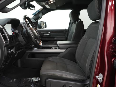 Used 2019 RAM 1500 Big Horn AWD/4WD image 24