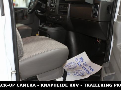 New 2025 GMC Savana 3500 w/ Power Convenience Package image 23