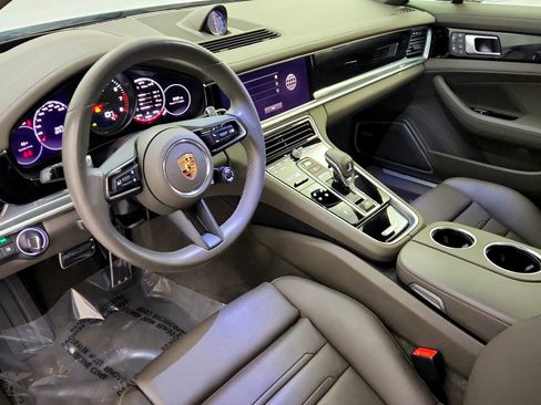 Used 2023 Porsche Panamera 4S AWD/4WD image 9