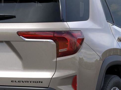 New 2026 GMC Terrain Elevation w/ Elevation Premium Package AWD/4WD image 11