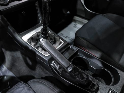 Used 2017 Subaru WRX Premium image 30