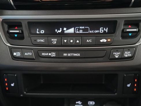 Used 2025 Honda Passport EX-L image 33