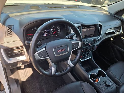 Used 2020 GMC Terrain SLT w/ Preferred Package AWD/4WD image 9