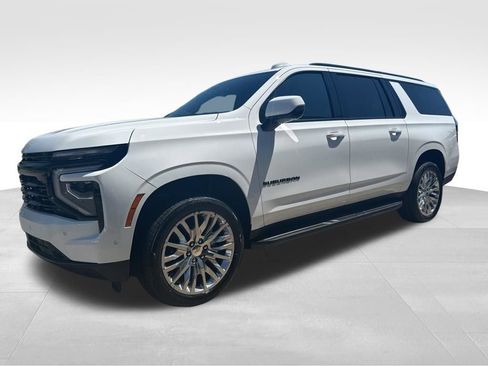 New 2026 Chevrolet Suburban RST AWD/4WD image 5