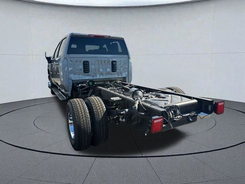 New 2026 Chevrolet Silverado 3500 LT w/ Convenience Package AWD/4WD image 3