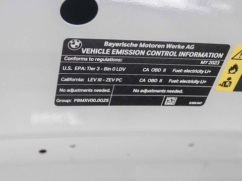 Certified 2023 BMW i4 eDrive35 w/ Premium Package RWD image 41